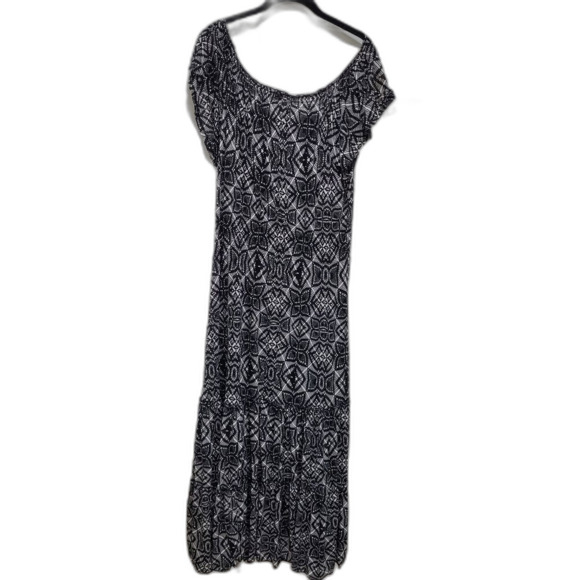 2/$30 Maxi Dress with Lining XL - Picture 2 of 6